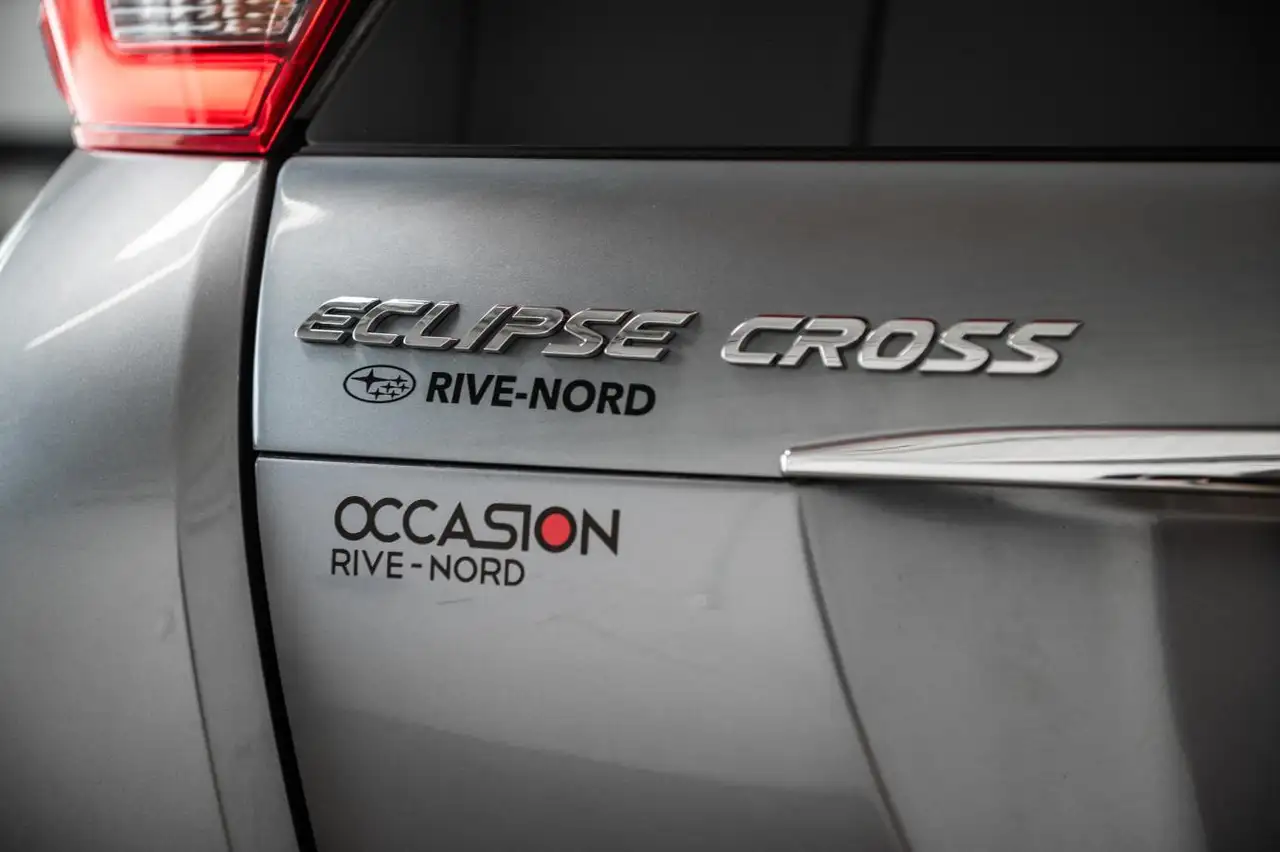 Mitsubishi Eclipse Cross снимка Mitsubishi Eclipse Cross