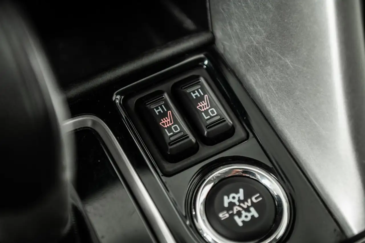 Mitsubishi Eclipse Cross снимка Mitsubishi Eclipse Cross