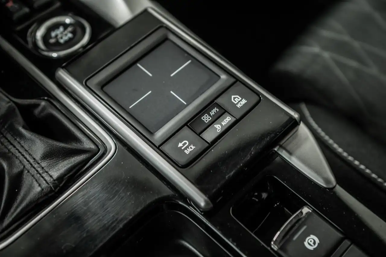 Mitsubishi Eclipse Cross снимка Mitsubishi Eclipse Cross