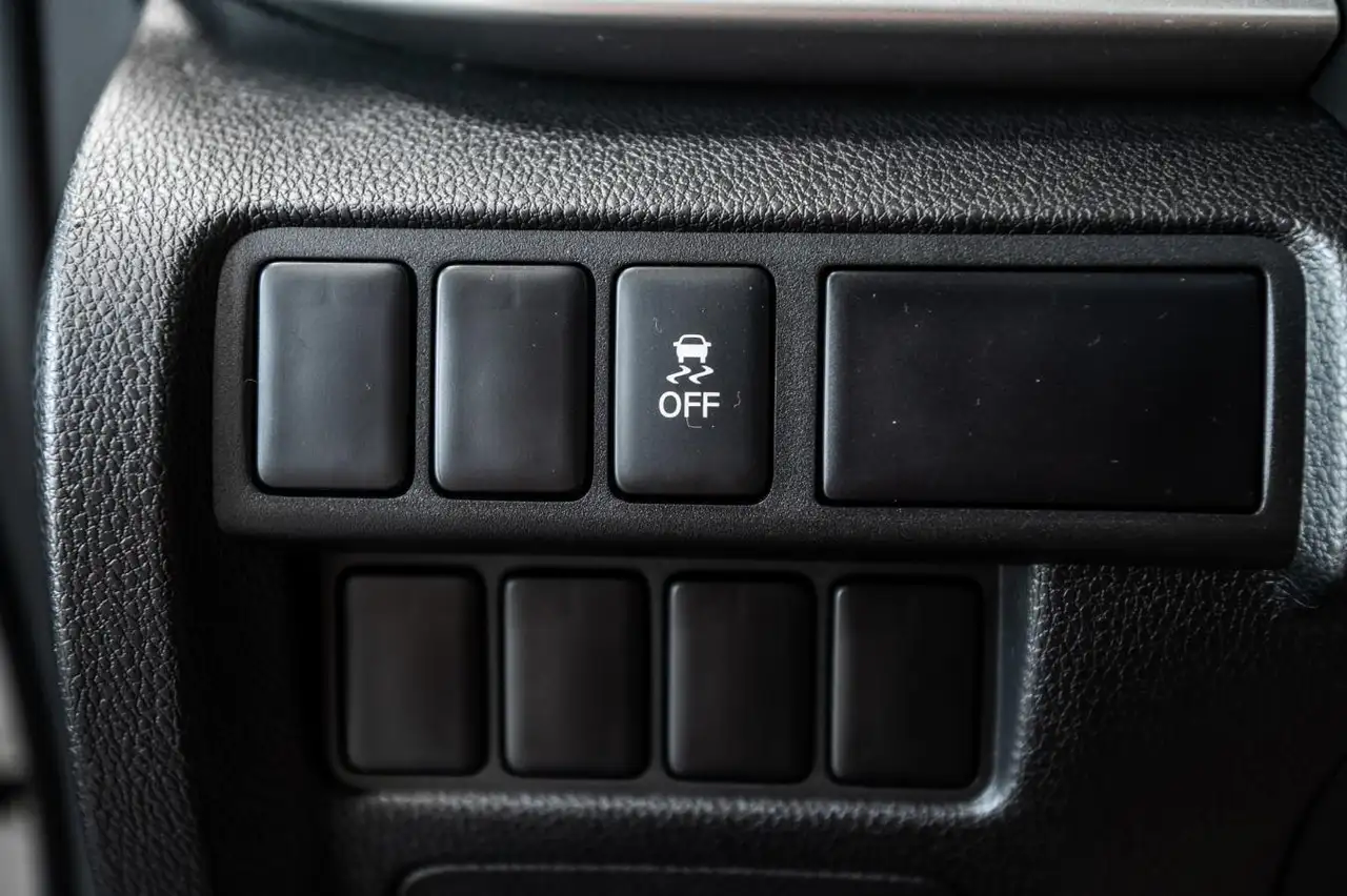 Mitsubishi Eclipse Cross снимка Mitsubishi Eclipse Cross