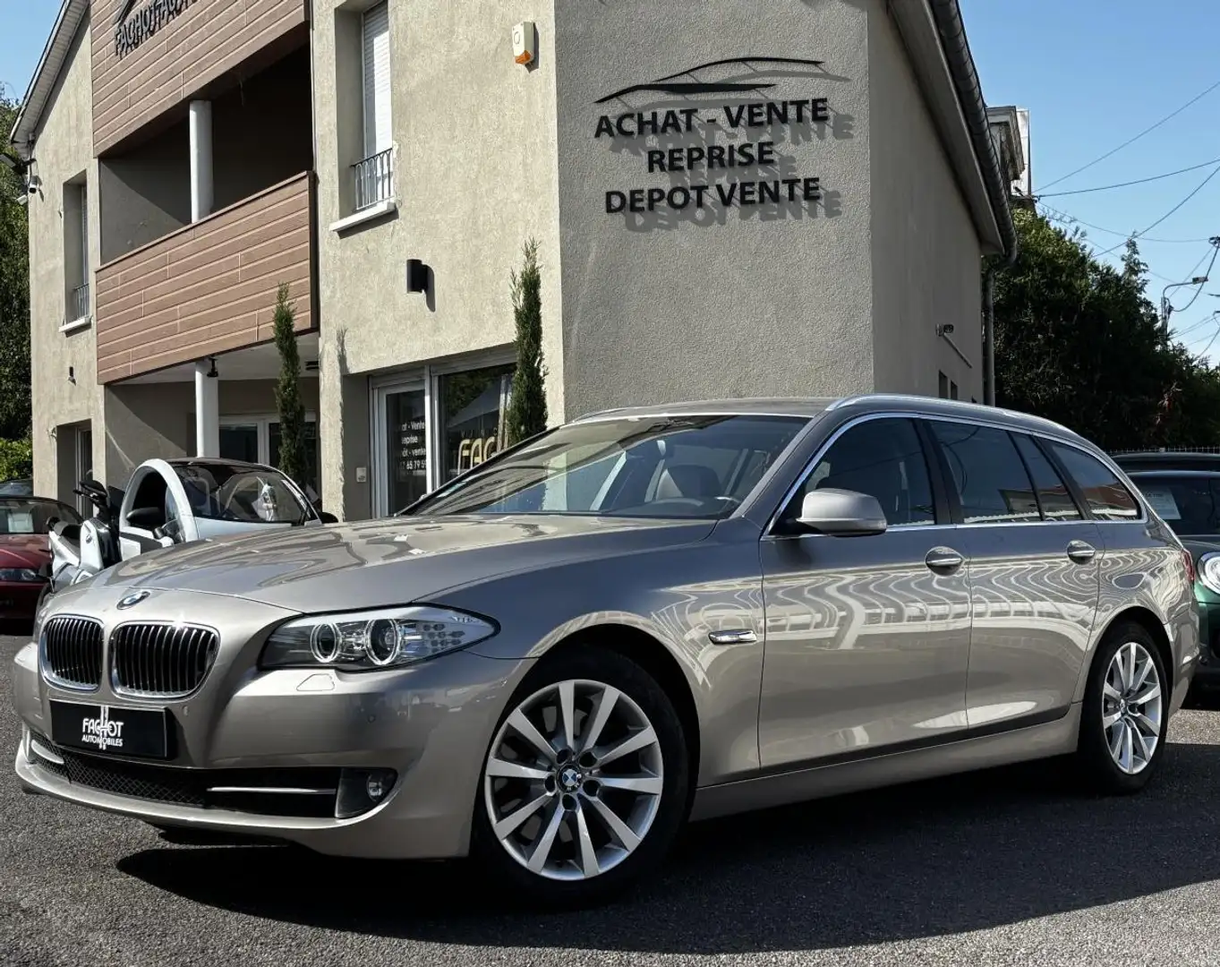 BMW 530 530d xDrive Touring Exclusive - BVA  TOURING F11 Gris - 1
