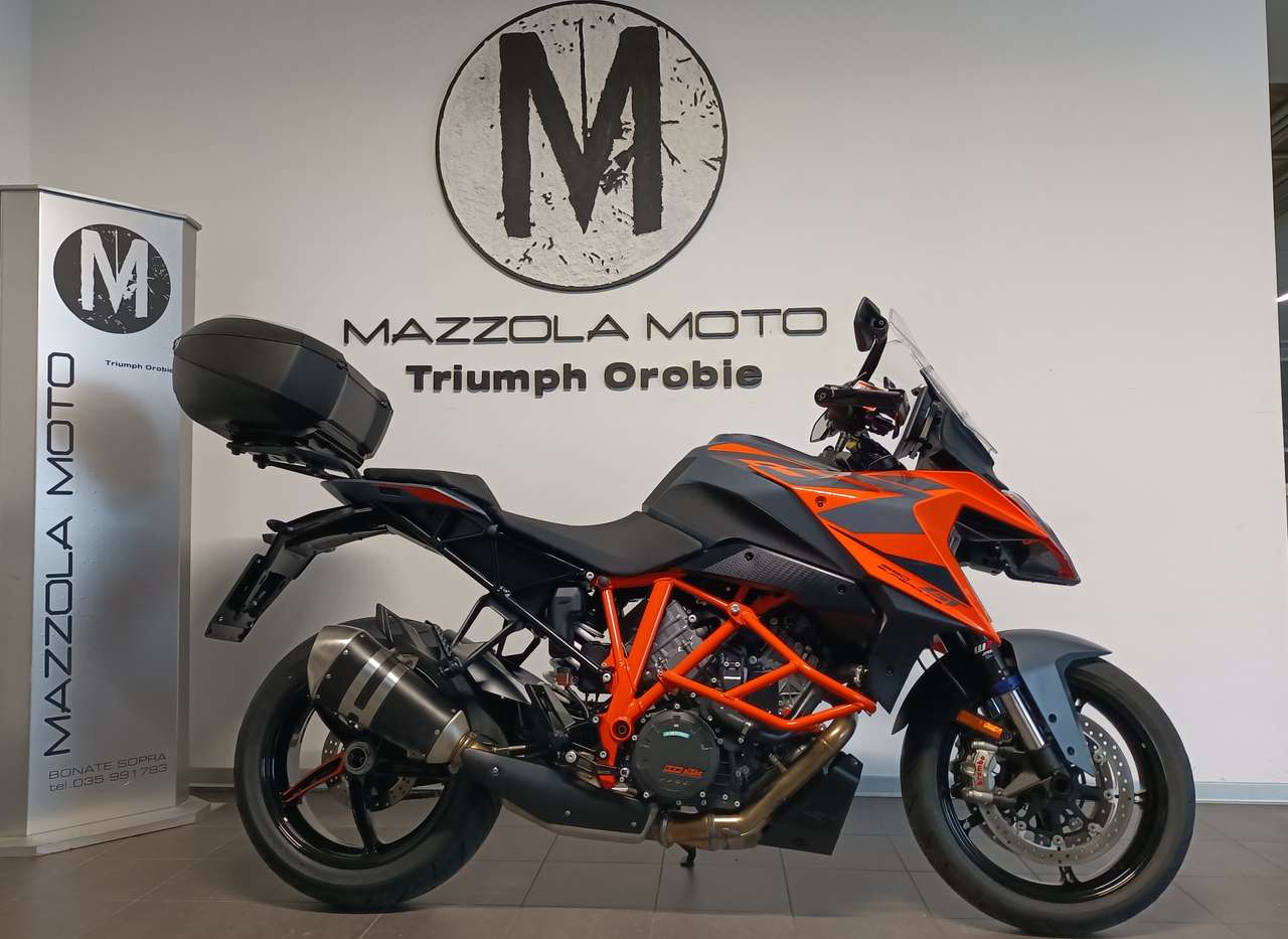 KTM 1290 Super Duke GT