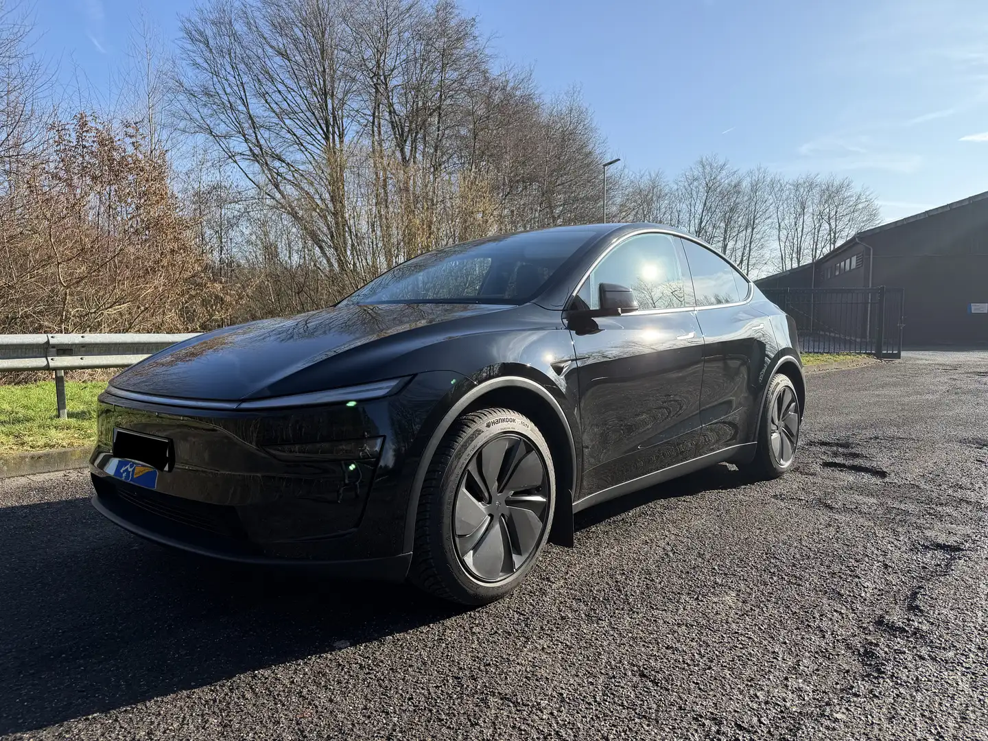 Tesla Model Y Model Y, Long Range RWD, schwarz, AHK, *TOP* Schwarz - 1