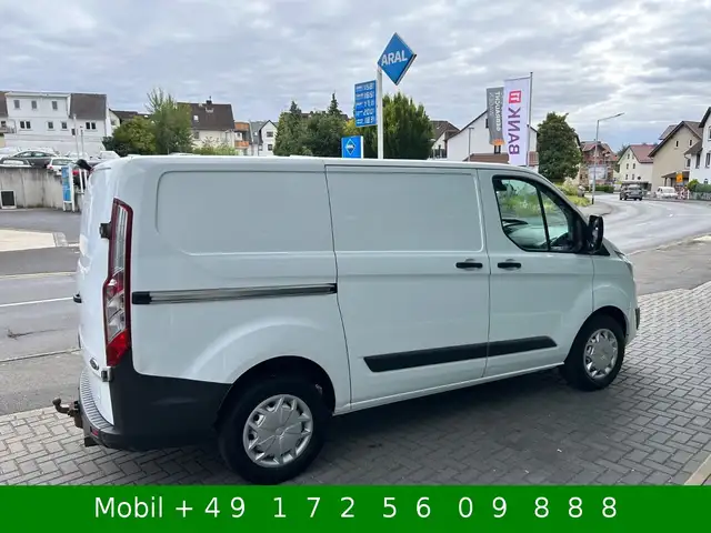 Ford Transit Custom view 4