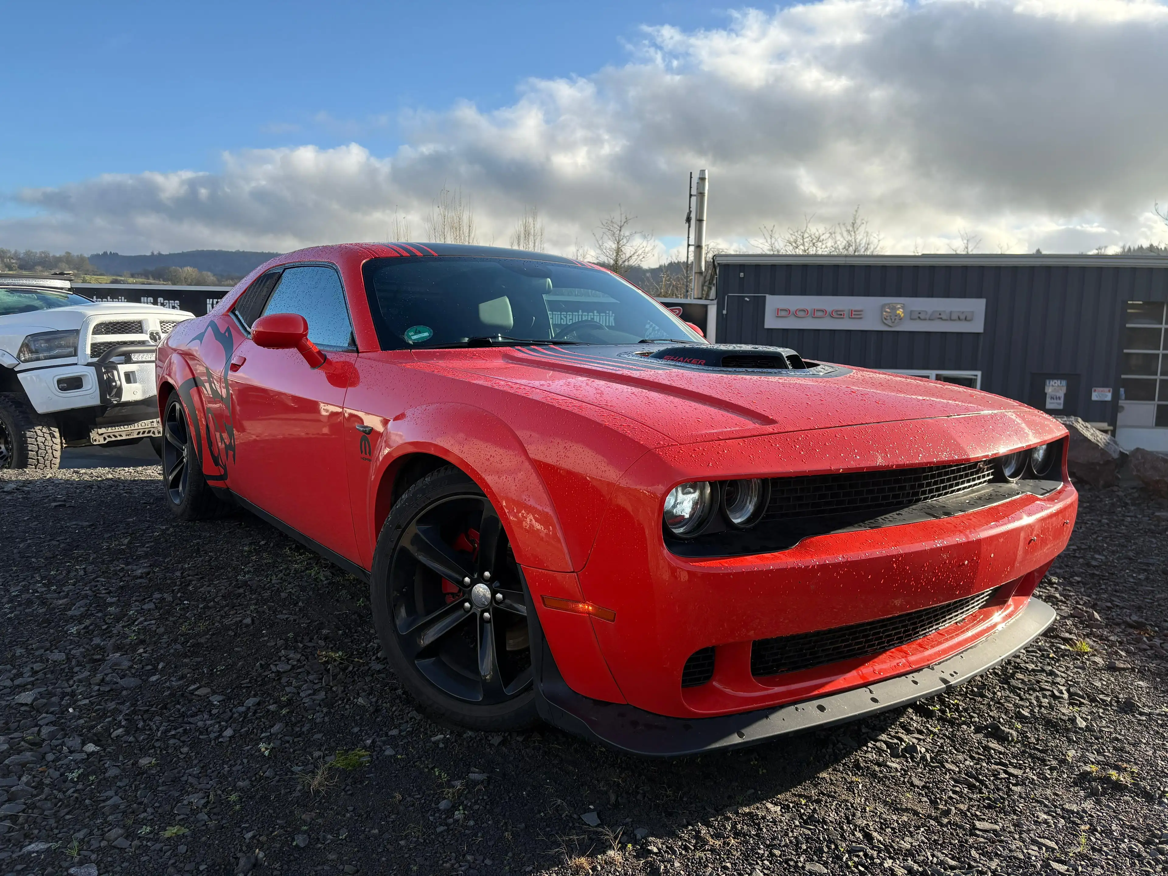 Dodge Challenger Challenger R/T 5.7L Shaker WideBody — photo 3