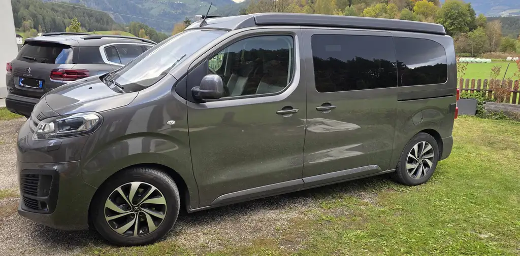 Citroen Spacetourer 2019 из Европы — купить под ключ