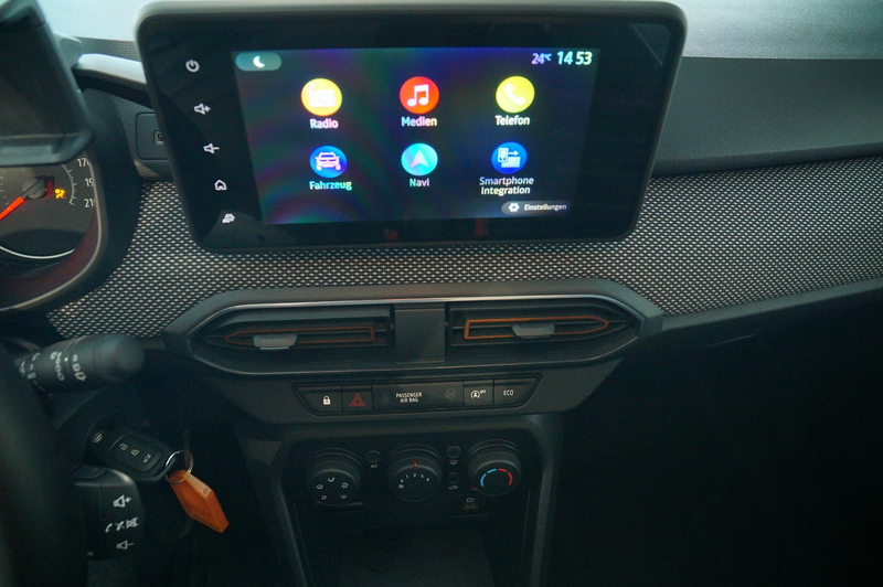 Dacia Sandero III TCe 90 Stepway Comfort Automatik,WKR — photo 13
