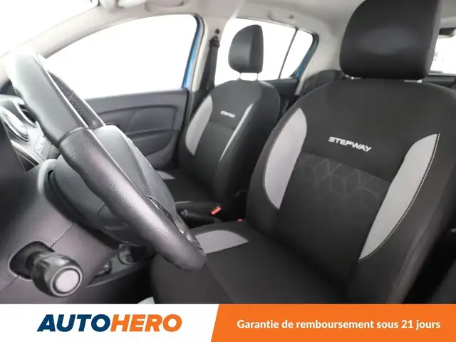Dacia Sandero view 10