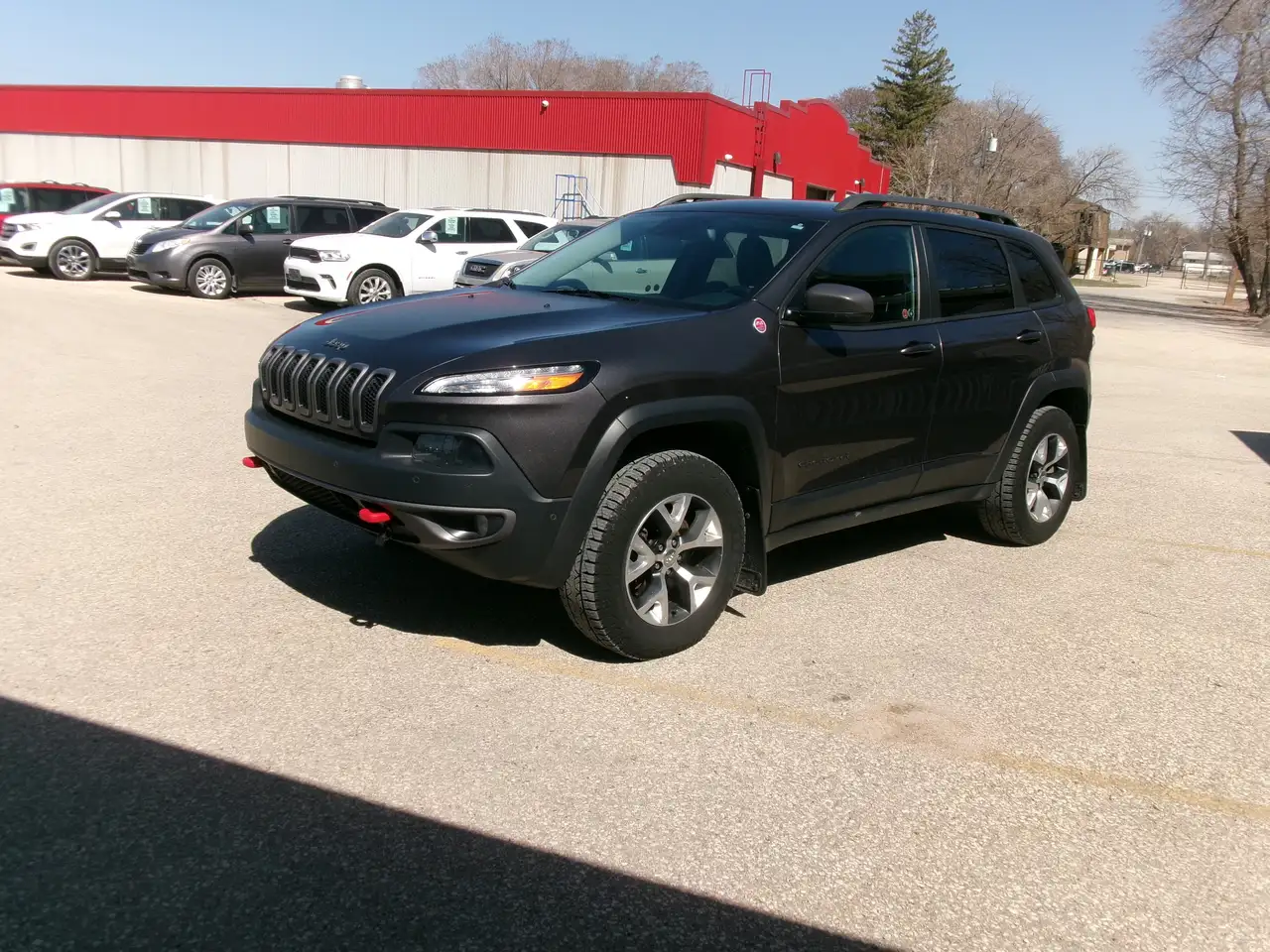Jeep Cherokee снимка Jeep Cherokee