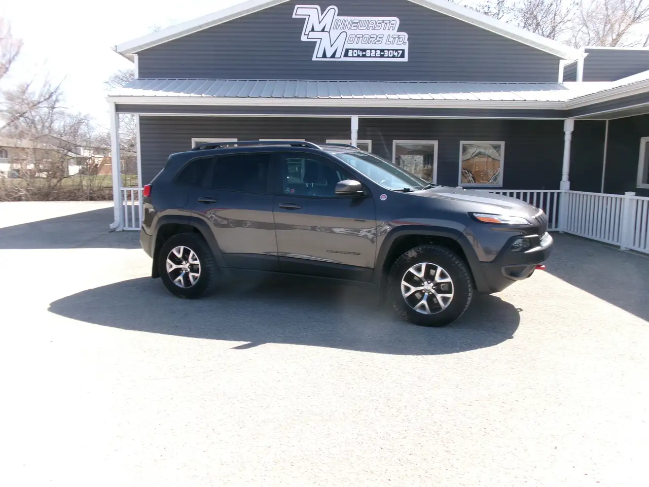 Jeep Cherokee снимка Jeep Cherokee