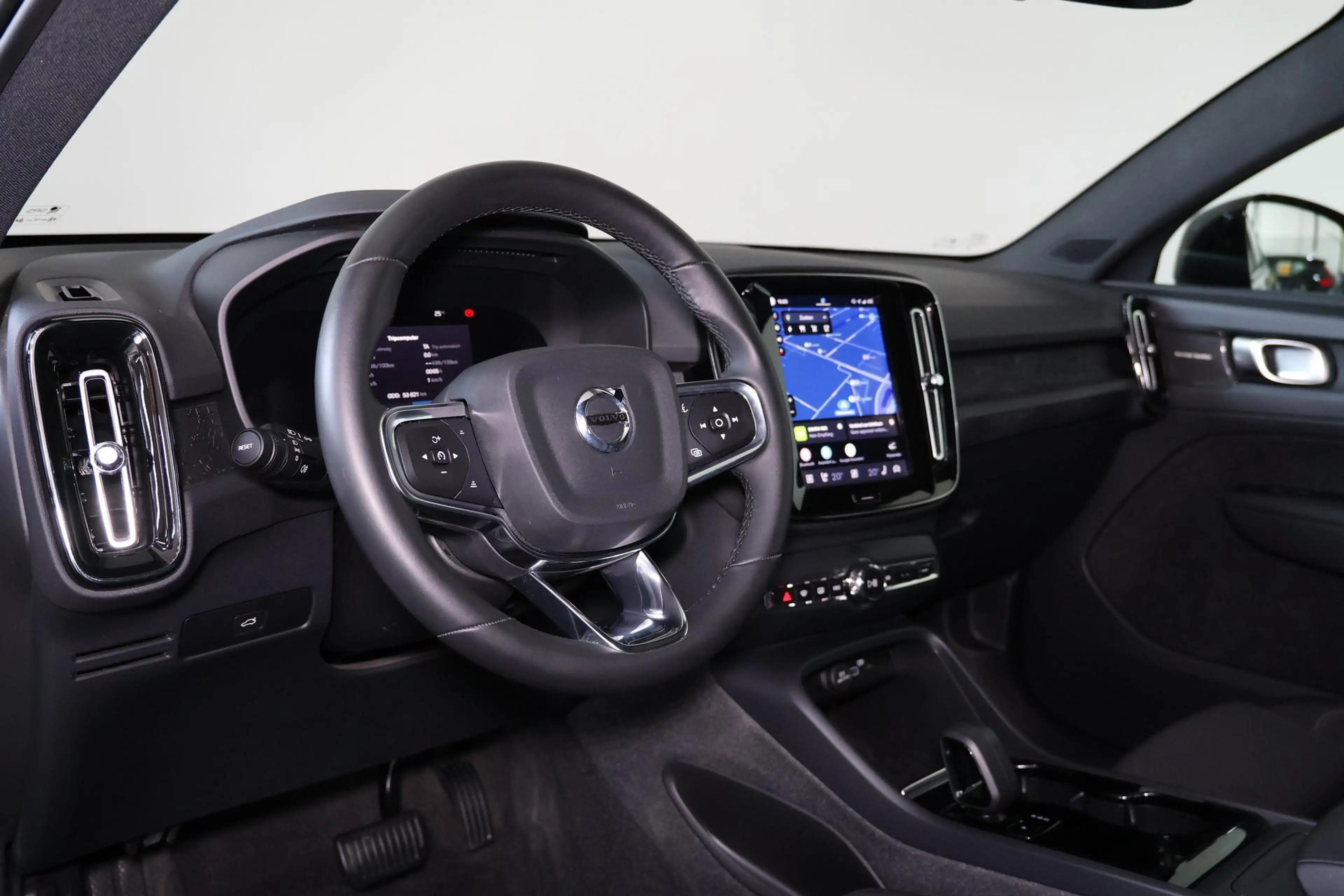 Volvo C40 Extended Range Ultimate 82 kWh - Panoramadak - Int — photo 14
