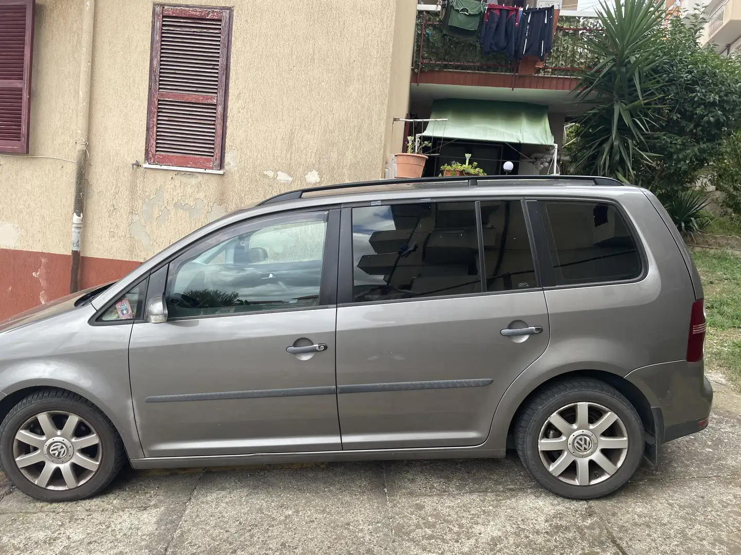 Volkswagen Touran 1.9 tdi Conceptline 90cv - 2