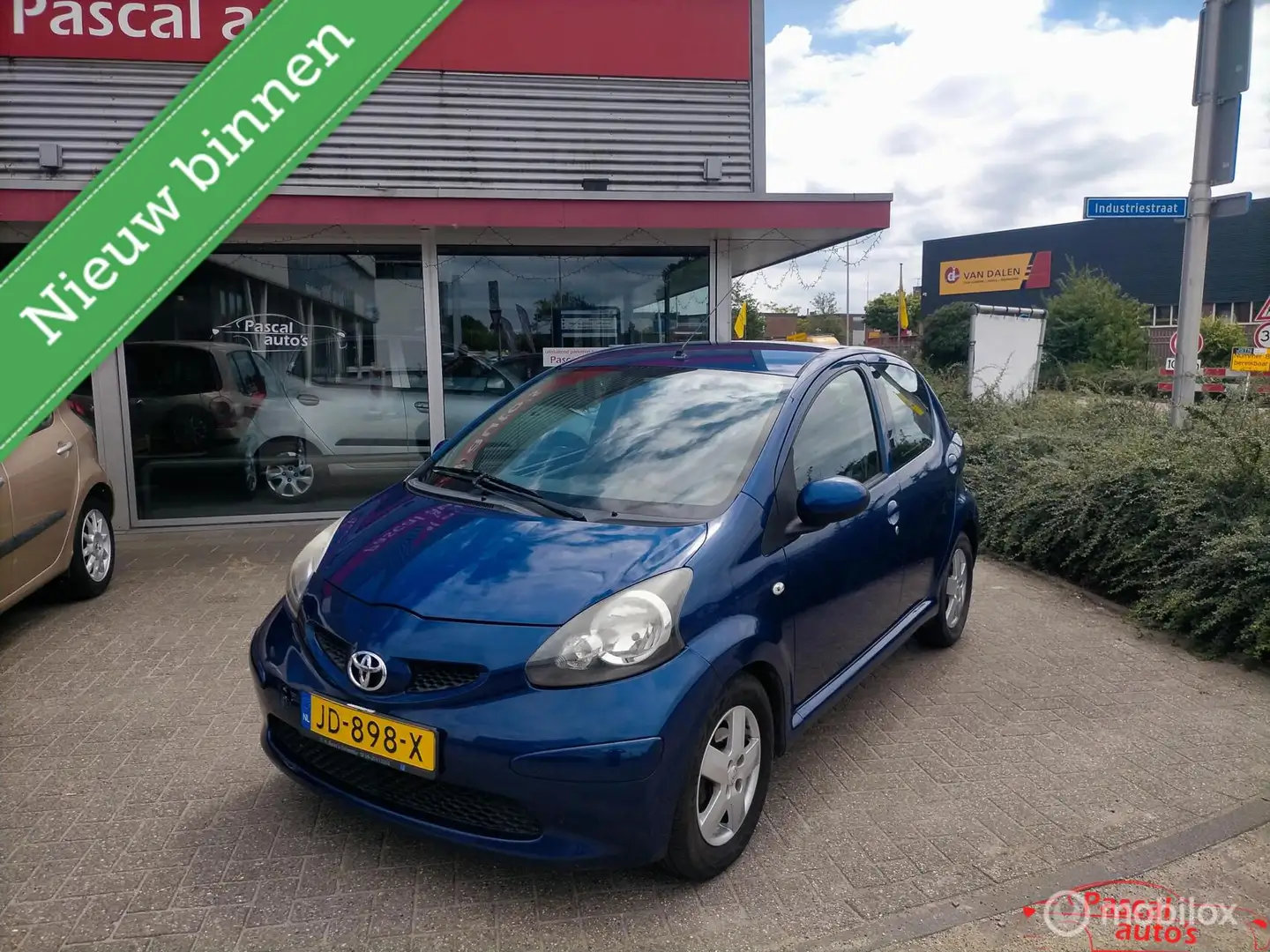 Toyota Aygo 1.0-12V + nw koppeling apk airco Blauw - 1
