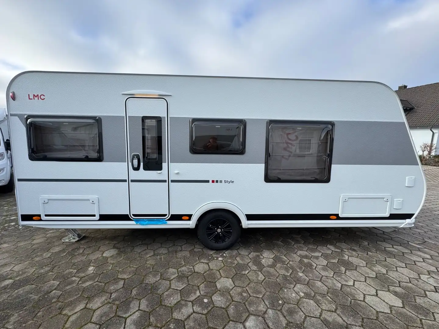 LMC Style 450 D, Klima, Dusche, Fußtemp. Blanc - 1