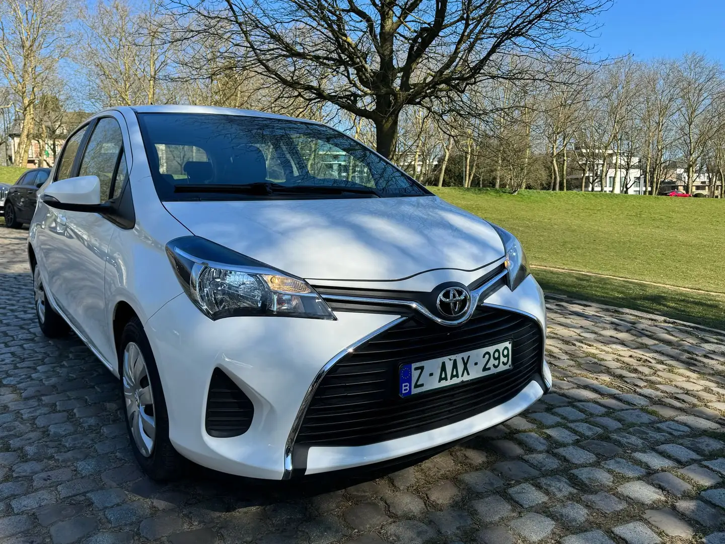 Toyota Yaris 1.0i VVT-i Comfort Wit - 2
