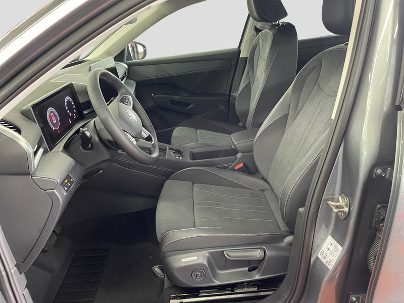 Volkswagen T-Roc Style 1.5 l eTSI OPF 110 kW (150 PS) DSG — photo 13