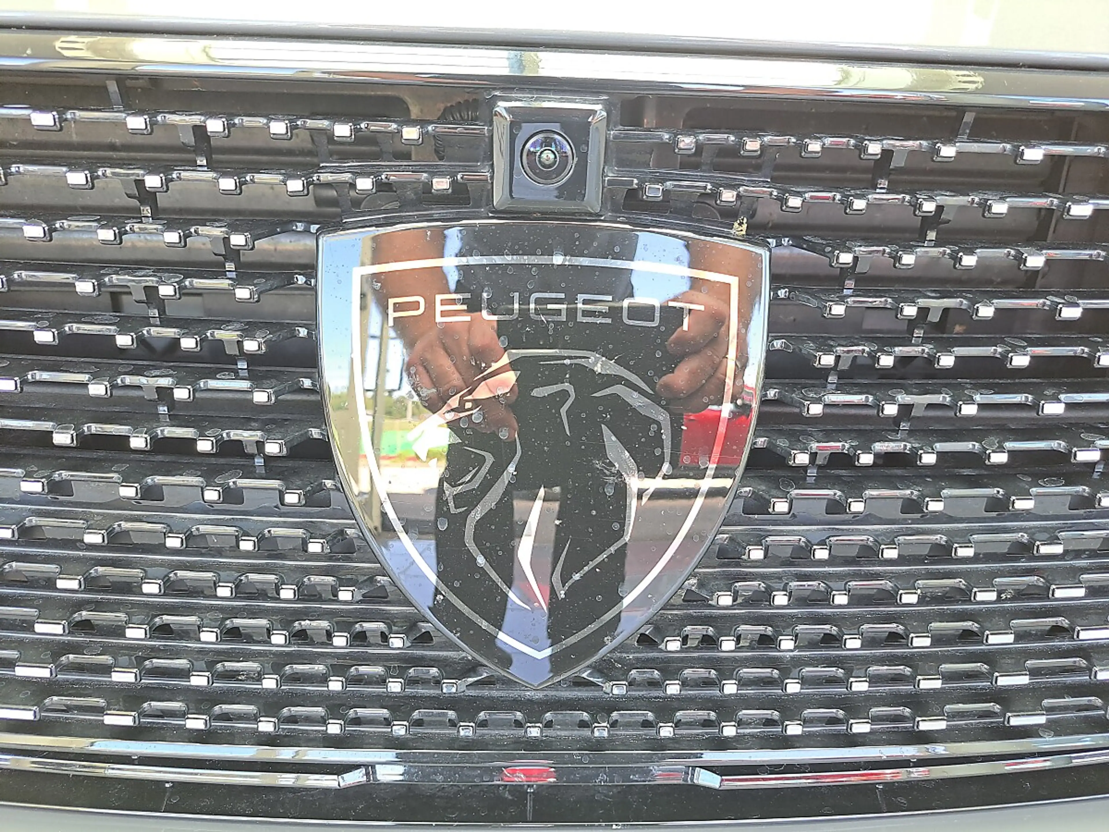 Peugeot 308 SW BlueHDi 130 S&S EAT8 GT — photo 15