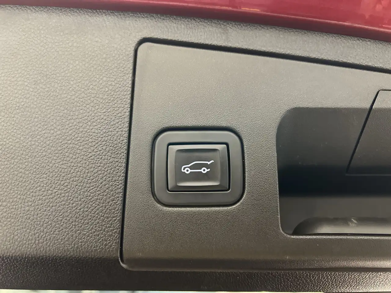 Cadillac XT4 снимка Cadillac XT4