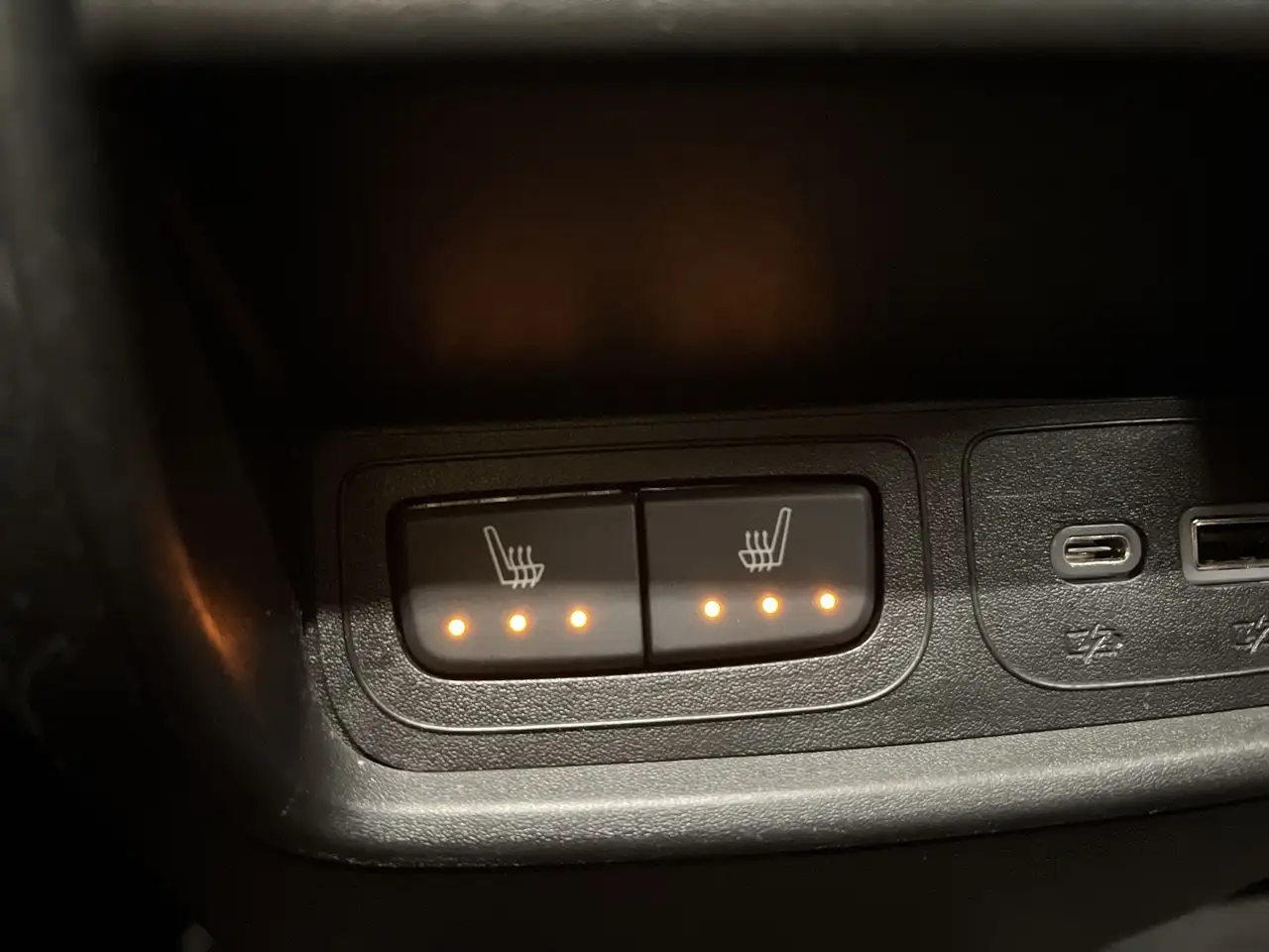 Cadillac XT4 снимка Cadillac XT4