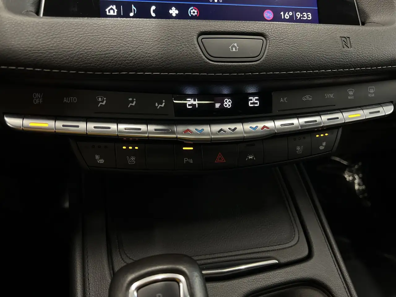 Cadillac XT4 снимка Cadillac XT4