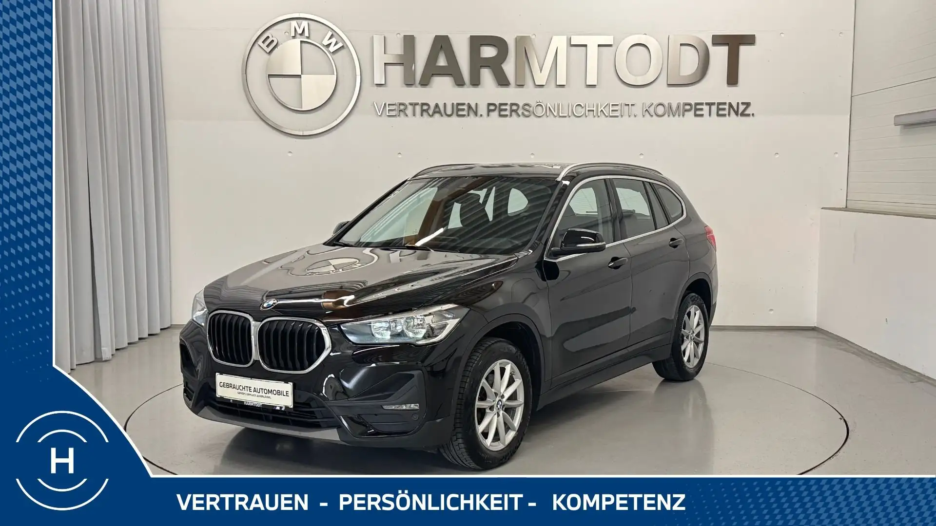 BMW X1 sDrive18d *Modell Advantage* Schwarz - 1