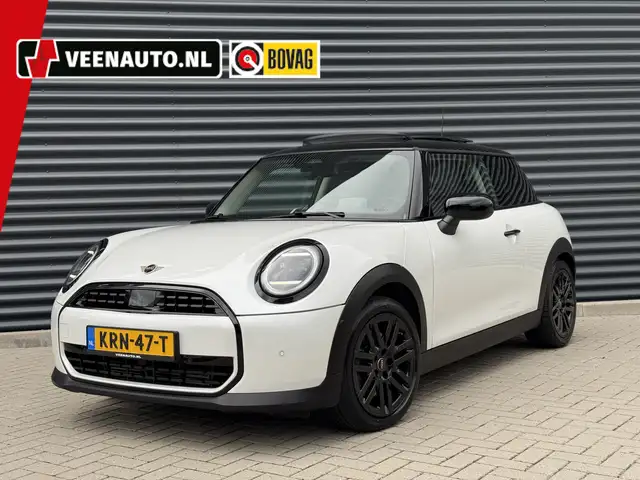 MINI Cooper C 3-Deurs 1.5 Pano/Camera