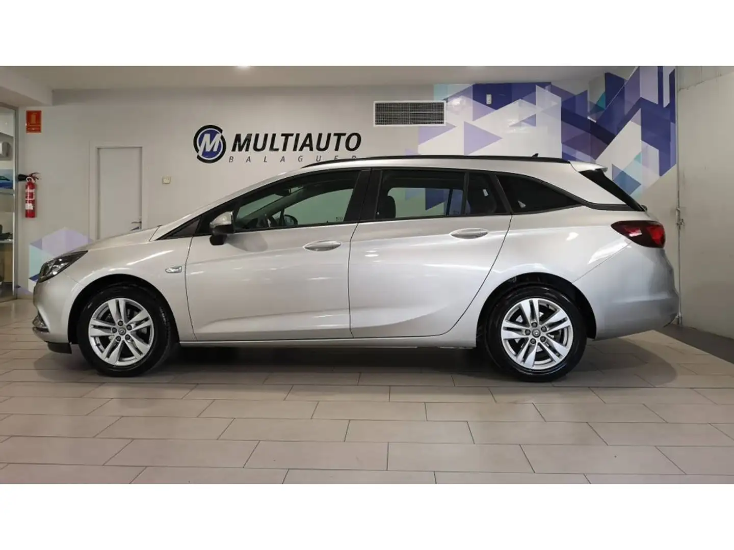 Opel Astra ST 1.6CDTi Selective Pro 110 Silber - 2