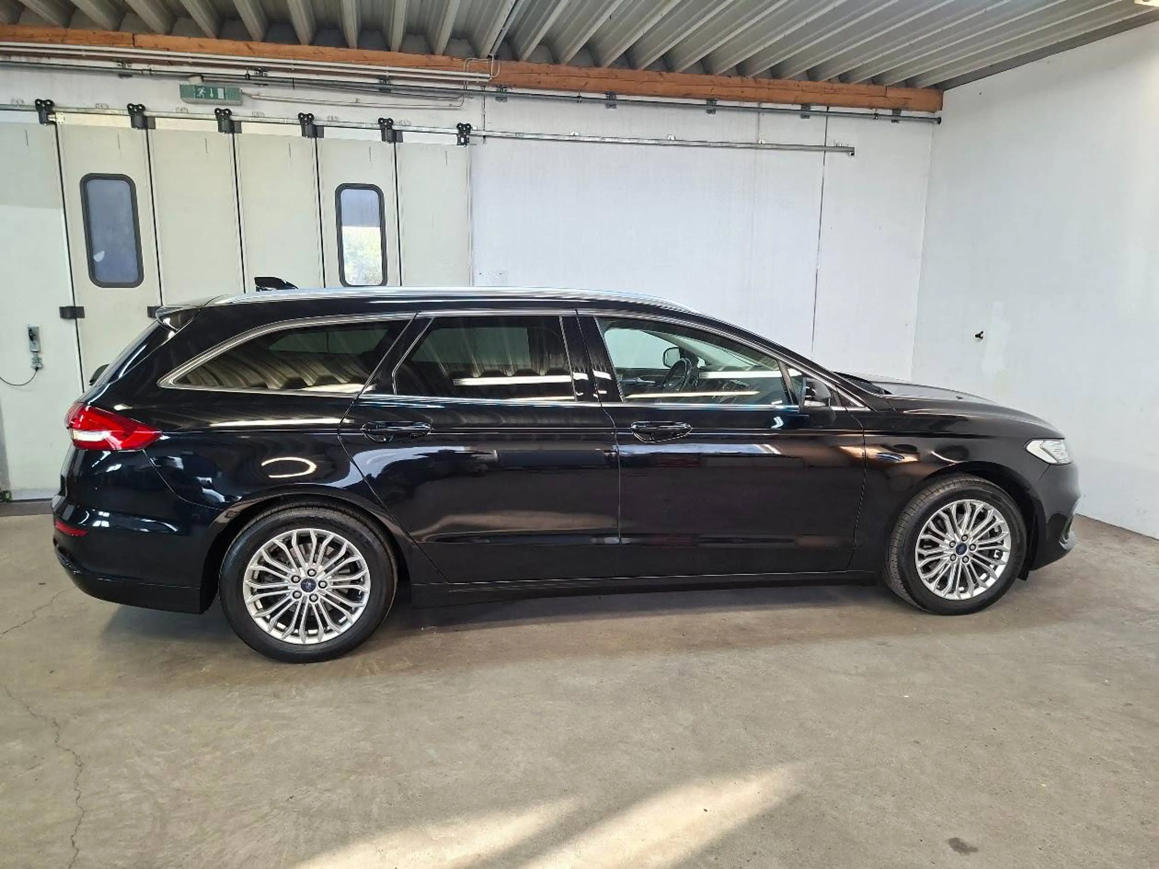 Ford Mondeo Kombi 2.0 EcoBlue Aut. Titanium, AHK, ACC, W-Paket — photo 5