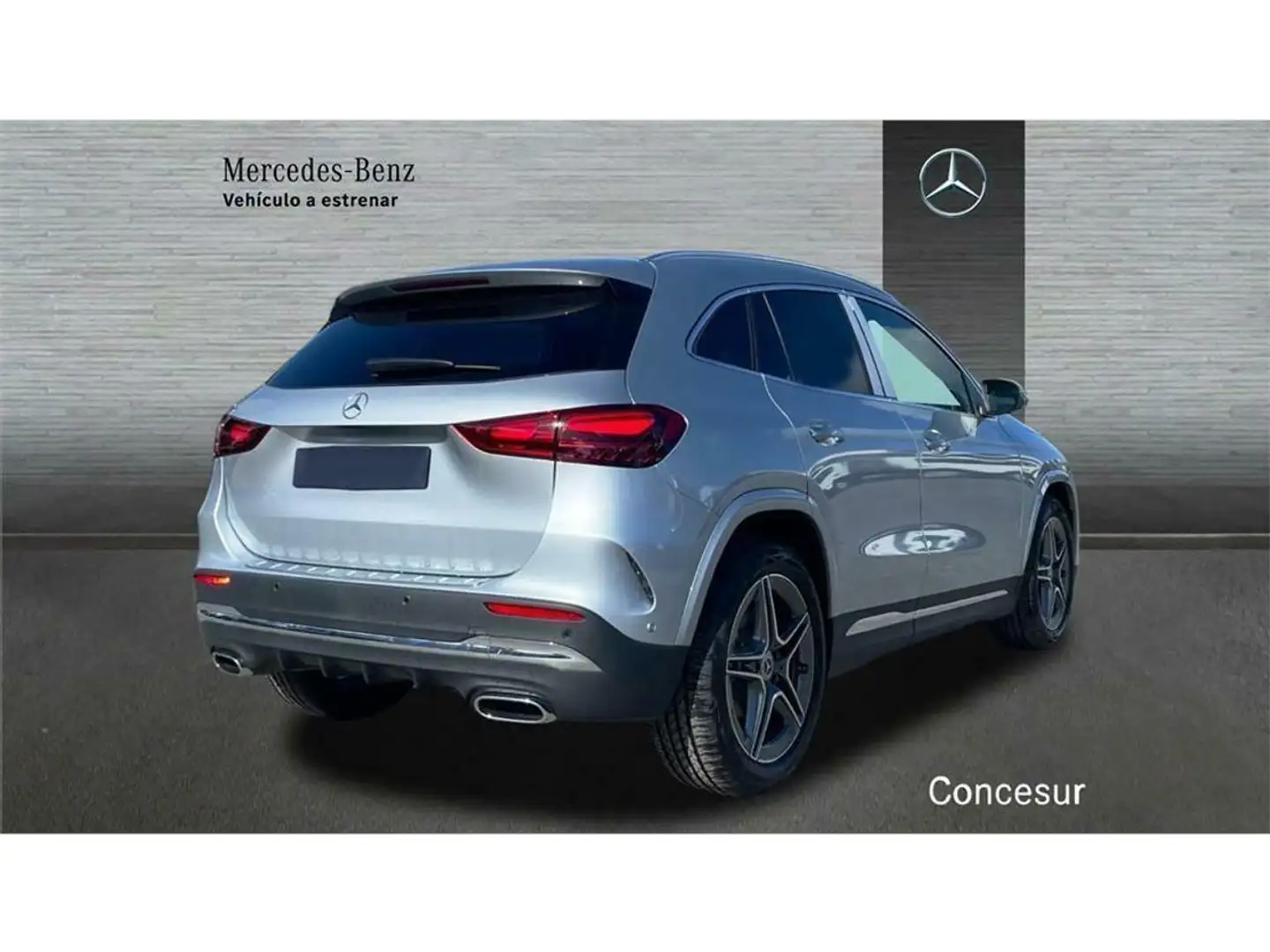 Mercedes-Benz GLA 200 200d 7G-DCT Plateado - 2