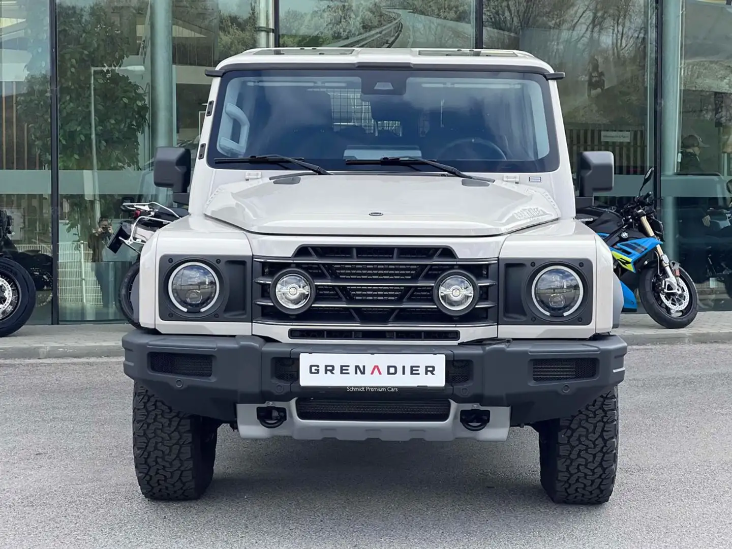 Ineos Grenadier Grenadier Utility Wagon Beige - 2