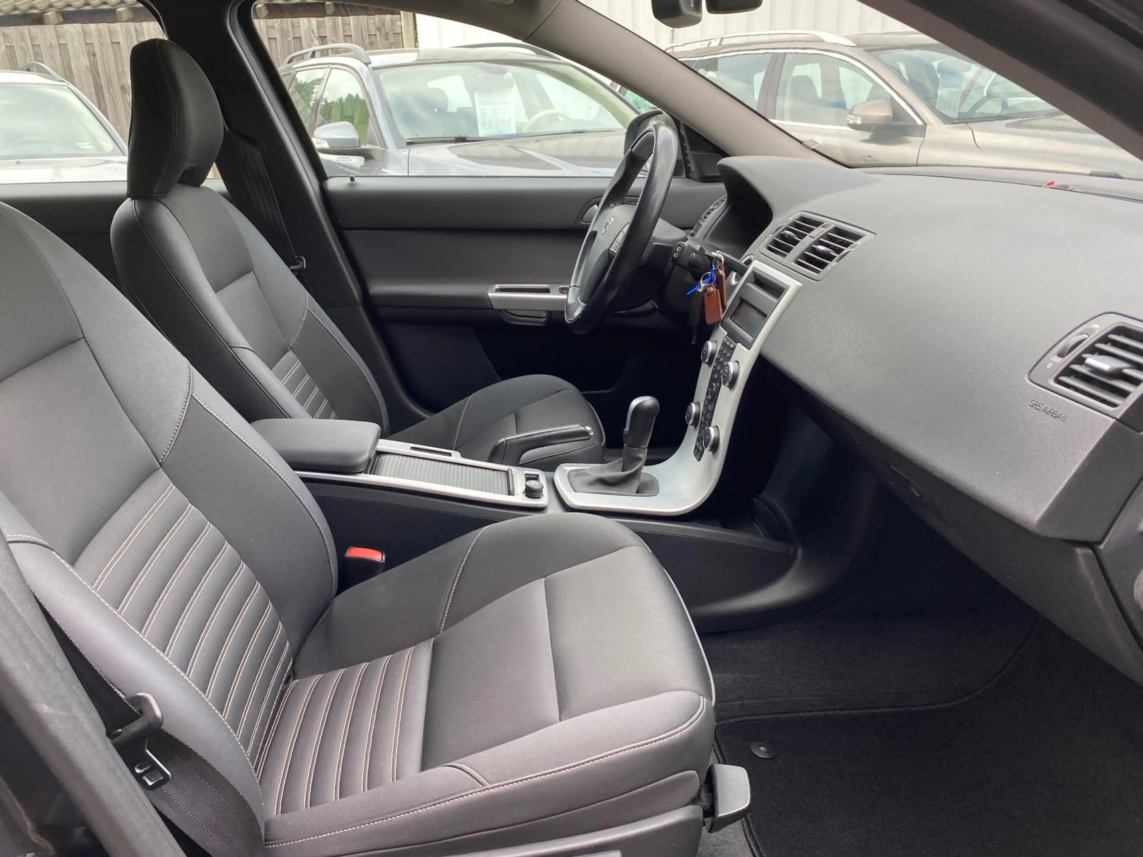 Volvo V50 2.0 145PK Business Edition — photo 11