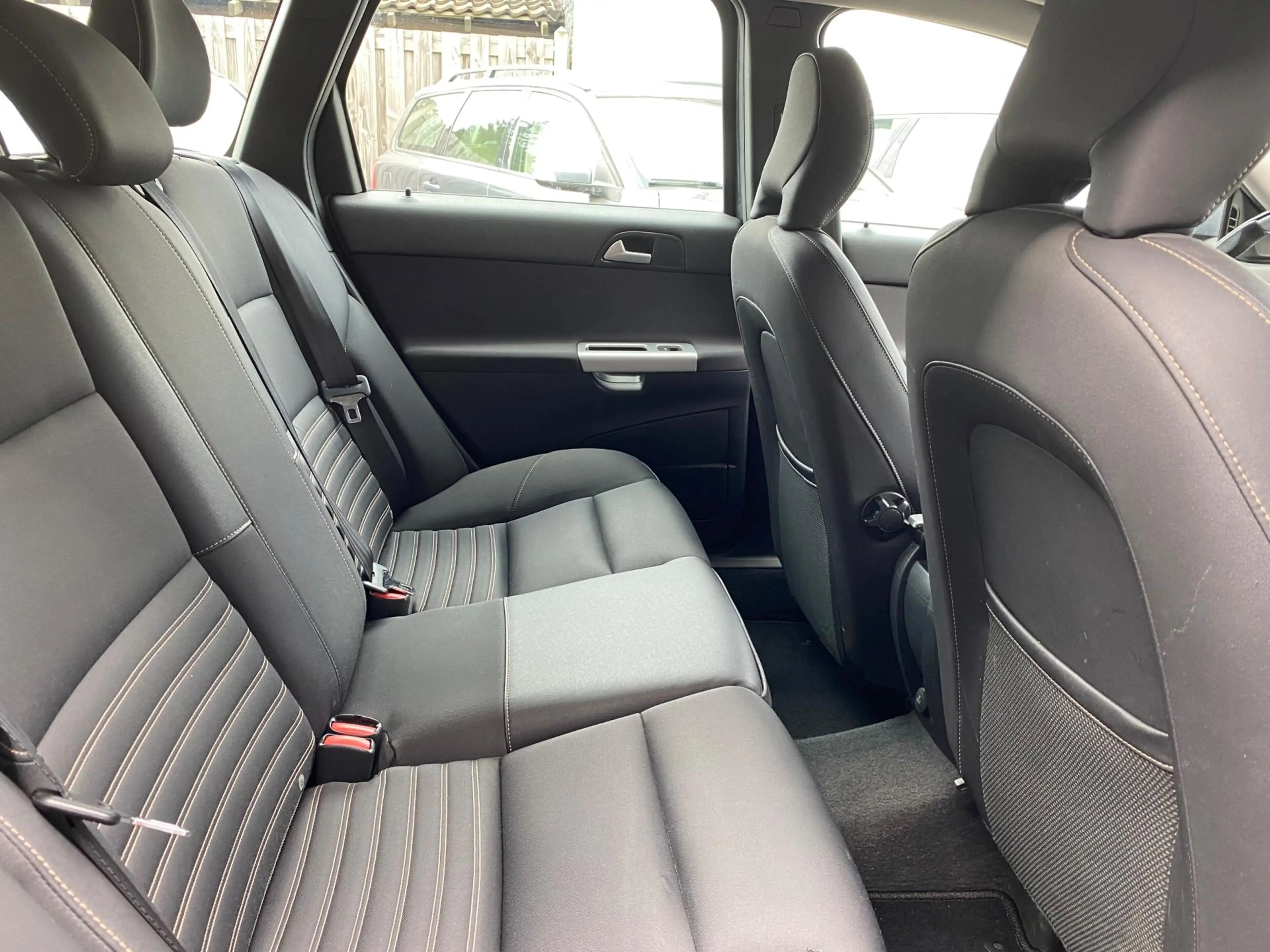 Volvo V50 2.0 145PK Business Edition — photo 12