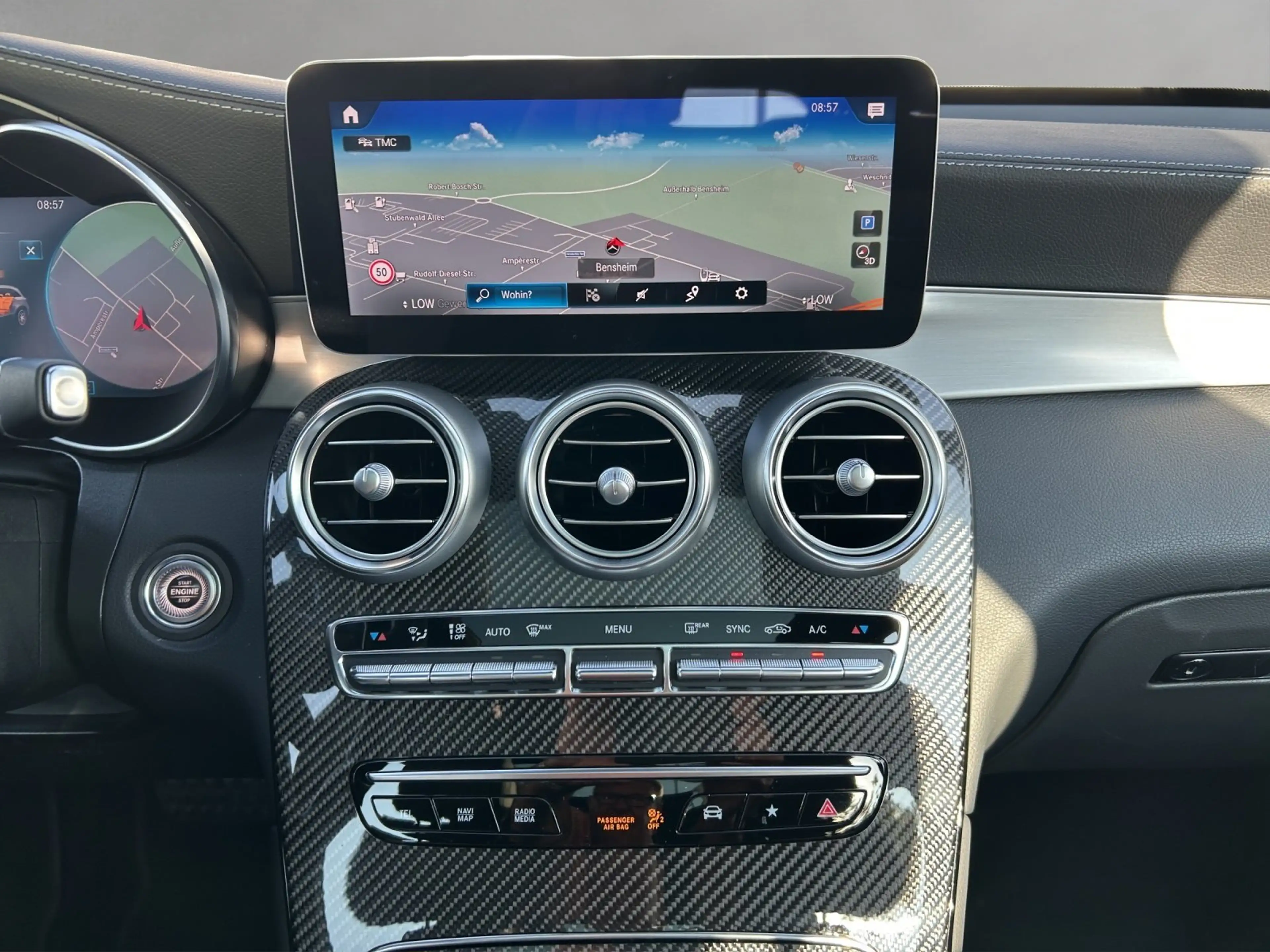 Mercedes-Benz GLC 63 AMG GLC63 S AMG Perf.AGA Pano LED Carbon 360°Busines — photo 11