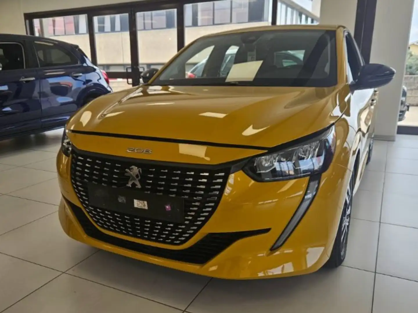 Peugeot 208 5 Porte 1.2 PureTech Allure Gelb - 1
