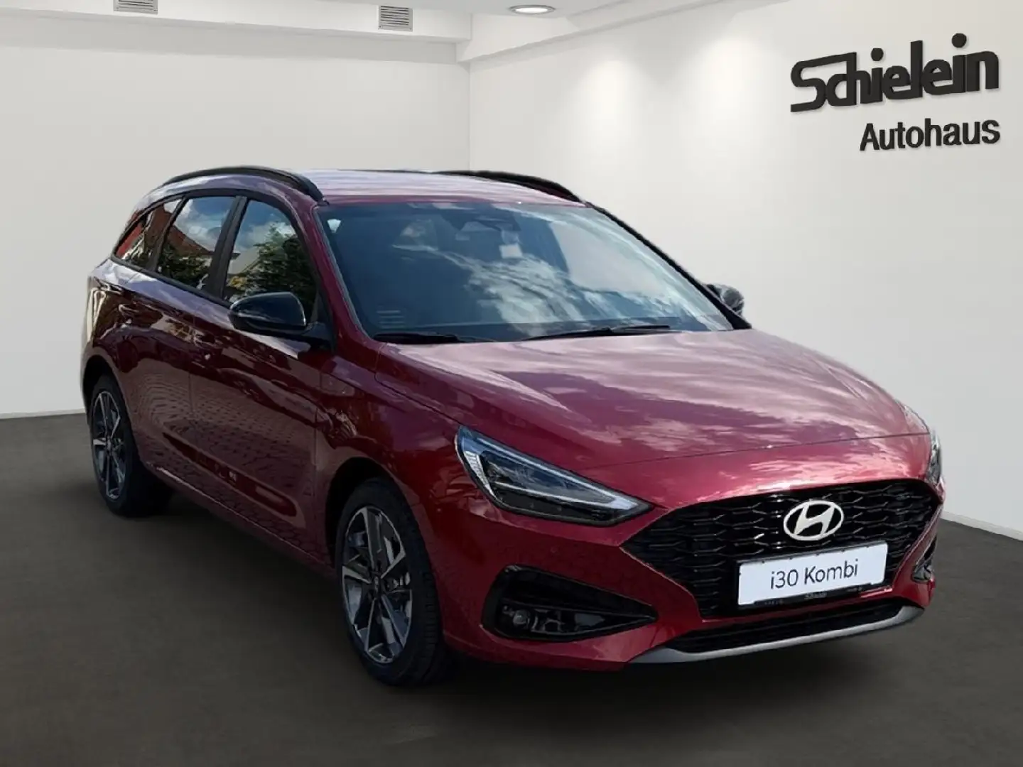 Hyundai i30 Kombi 1.5 T-GDI 140PS Mild-Hybrid Advantage Rood - 2