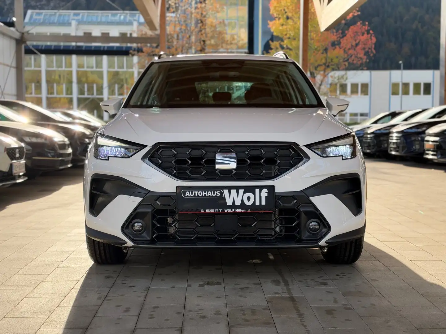 SEAT Arona Reference Edition 1.0 TSI Weiß - 2