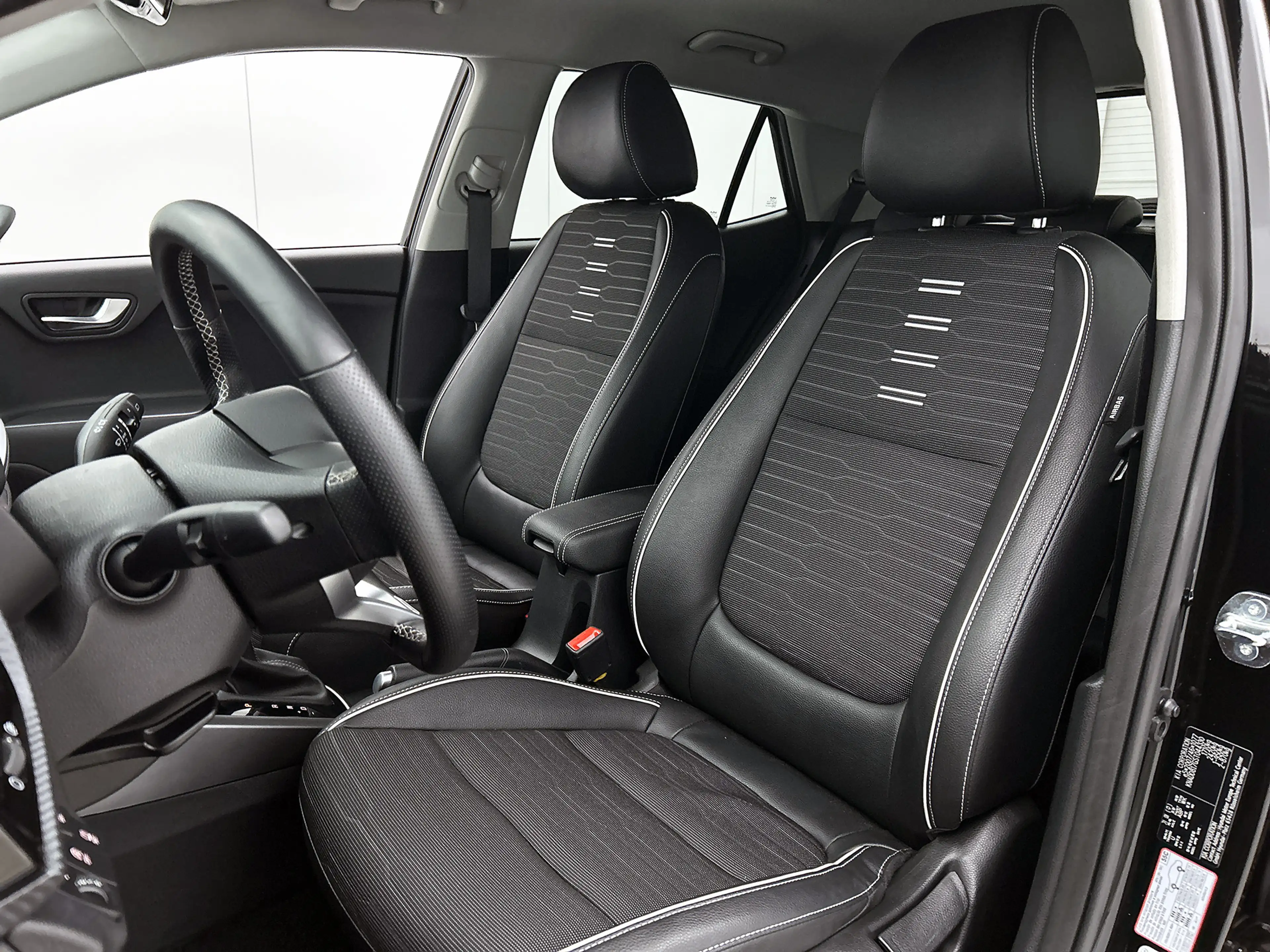 Kia Stonic 1.0 T-GDi MHEV GT-Line | Stuur-/Stoelverwarming | — photo 4