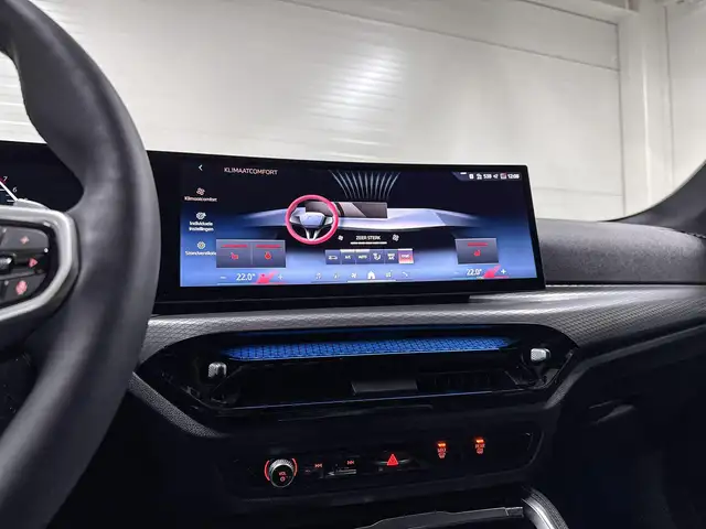 BMW 4 Series view 15