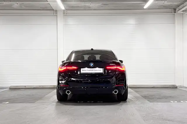 BMW 4 Series view 8