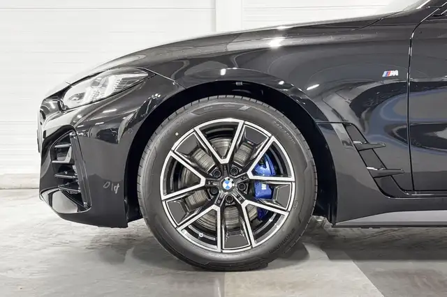 BMW 4 Series view 4
