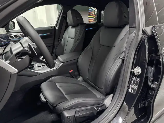 BMW 4 Series view 10
