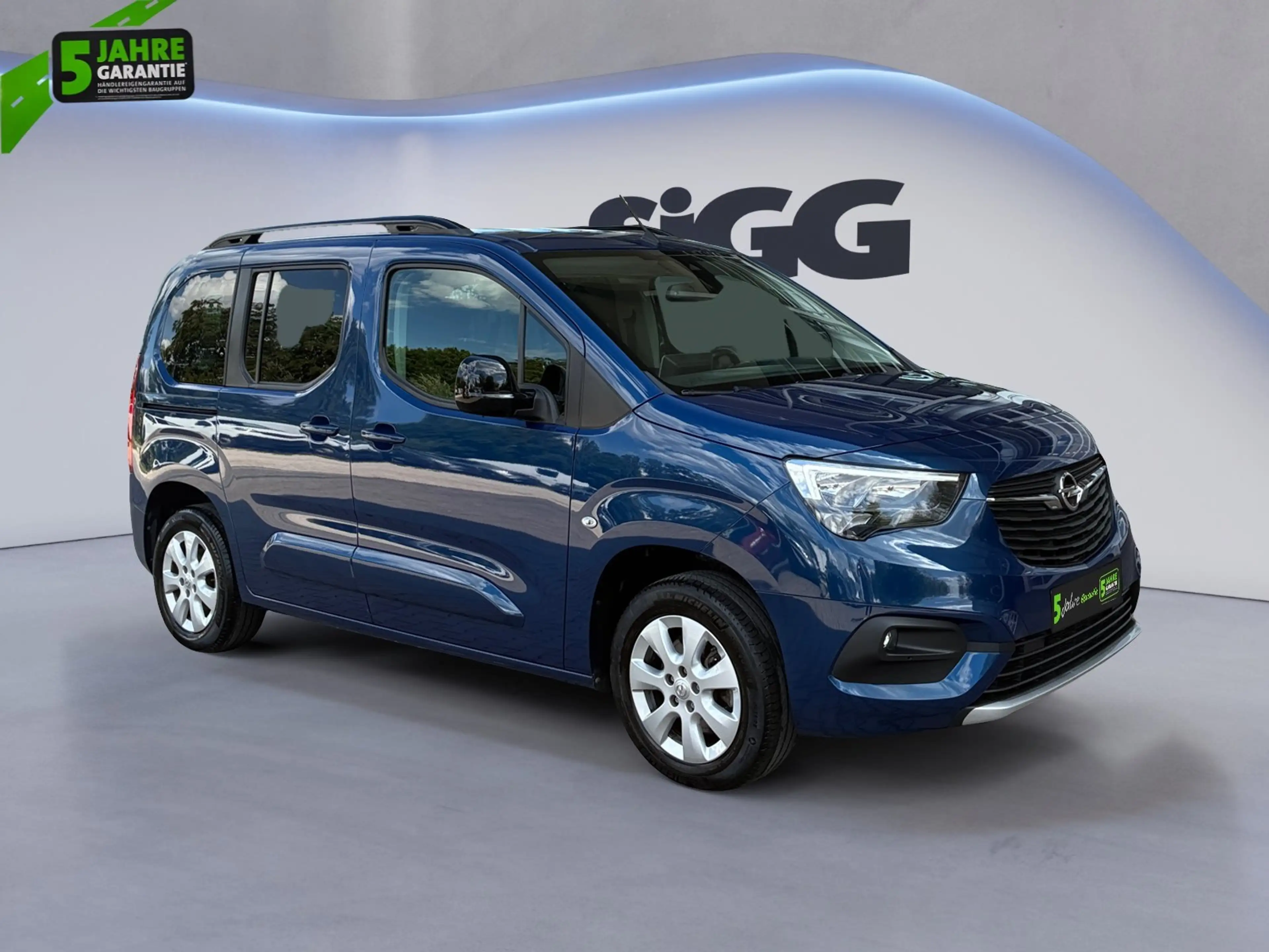 Opel Combo Life Ultimate AUTOMATIK NAVI CARPLAY — photo 9