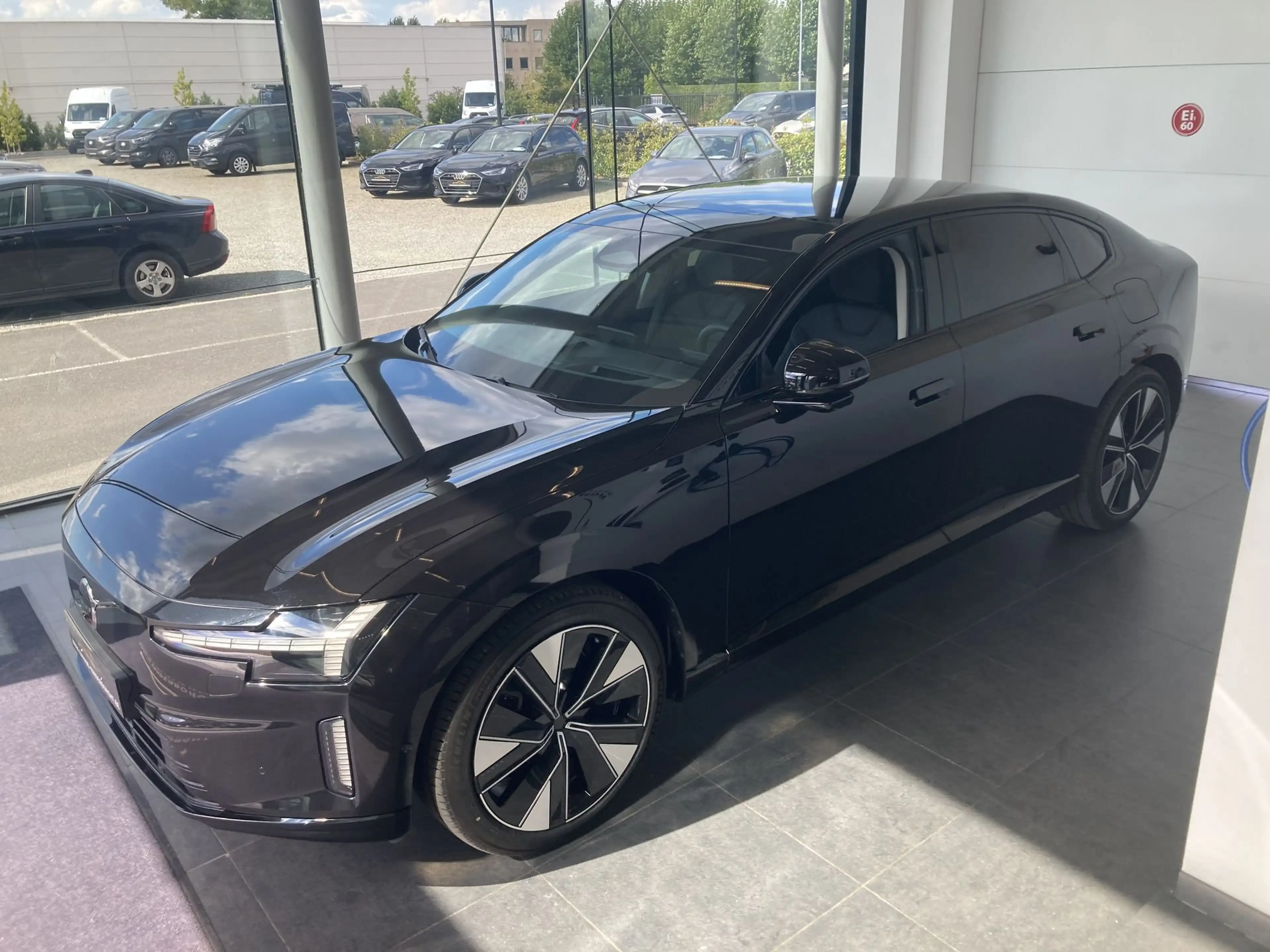 Volvo ES90 PLUS EXTENDED RANGE+TAL VAN OPTIES-NIEUW — photo 3