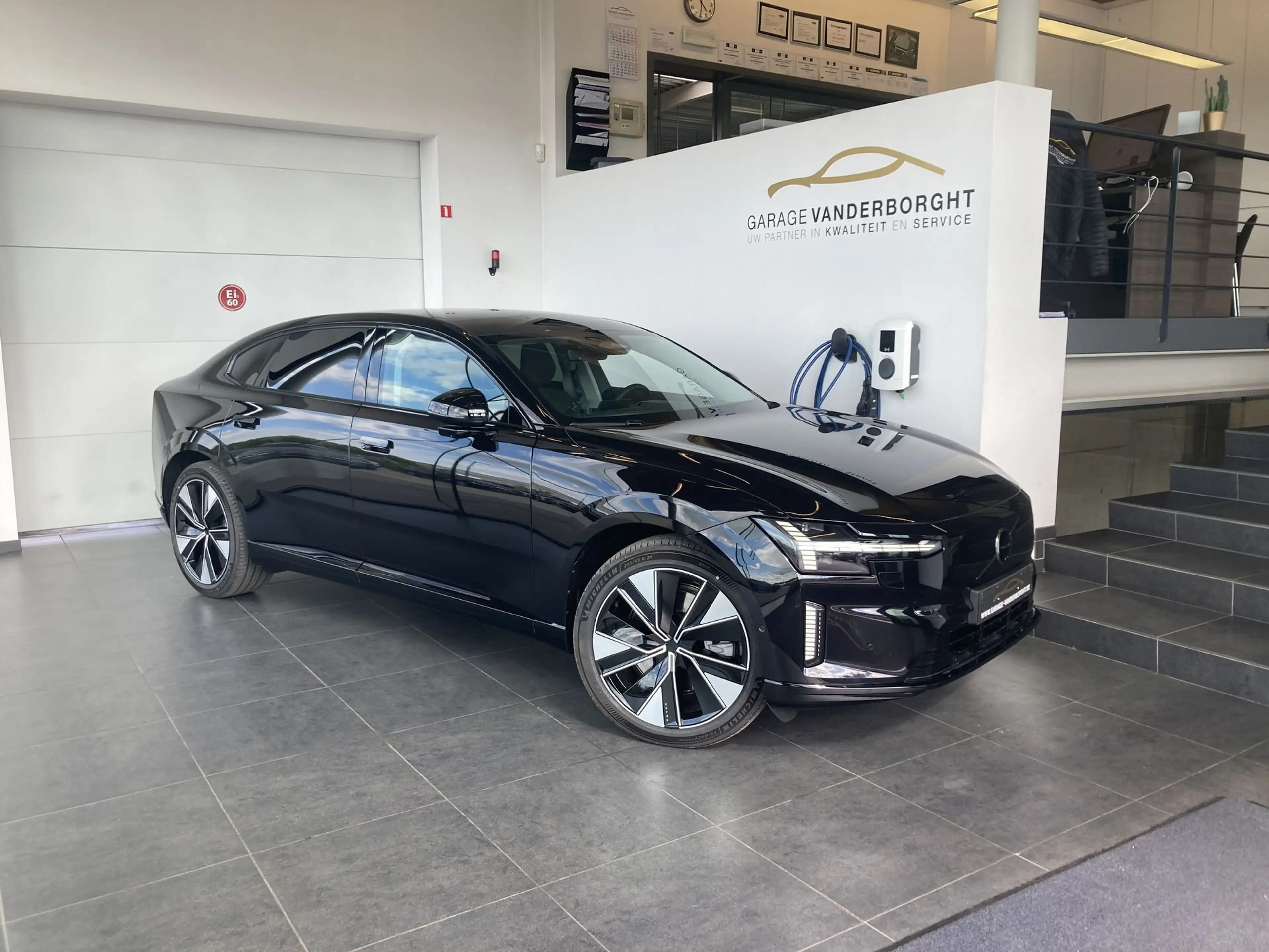 Volvo ES90 PLUS EXTENDED RANGE+TAL VAN OPTIES-NIEUW