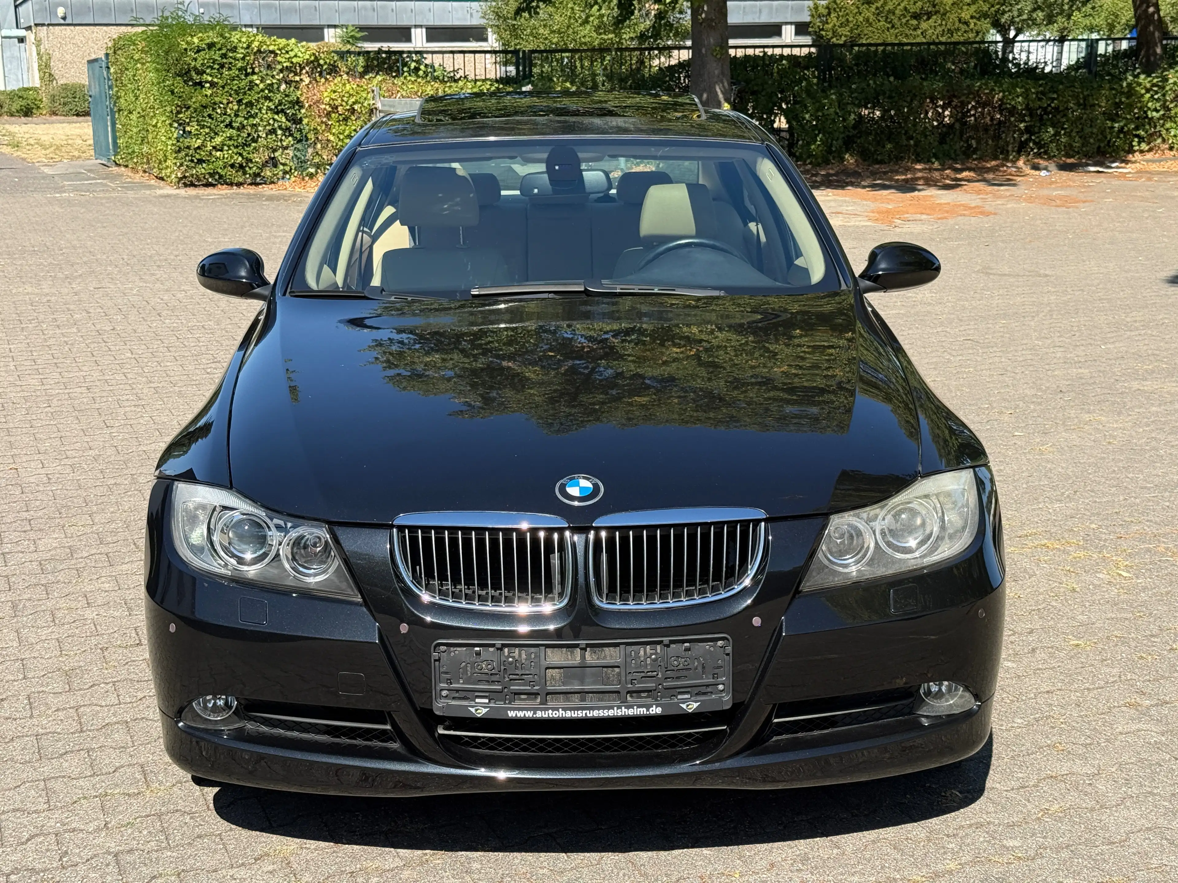 BMW 325 325 i*LIM*KLIMAAUTM*LEDER*SD*XENON*TÜV* — photo 11