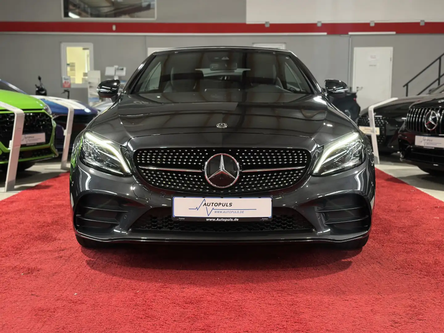 Mercedes-Benz C 400 4Matic*AMG*AMBIENTE*MULTIBEAM*DAB*CARPLAY* Schwarz - 2