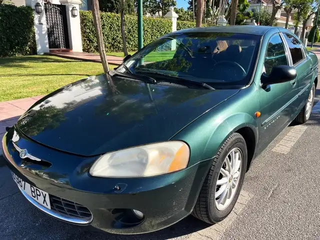 Chrysler Sebring Berlina Automático de 4 Puertas