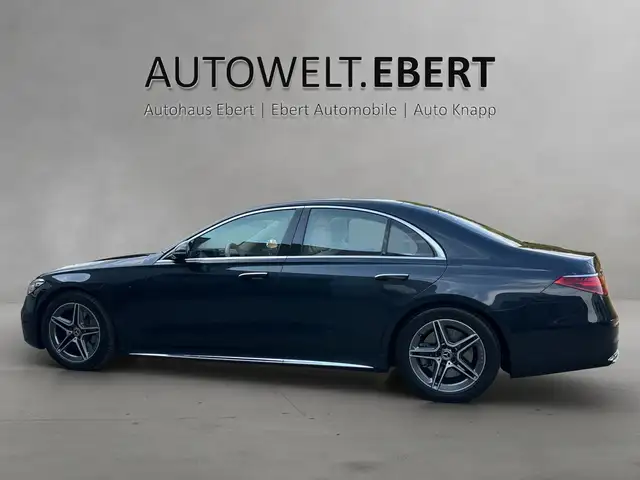 Mercedes-Benz S-Class view 2