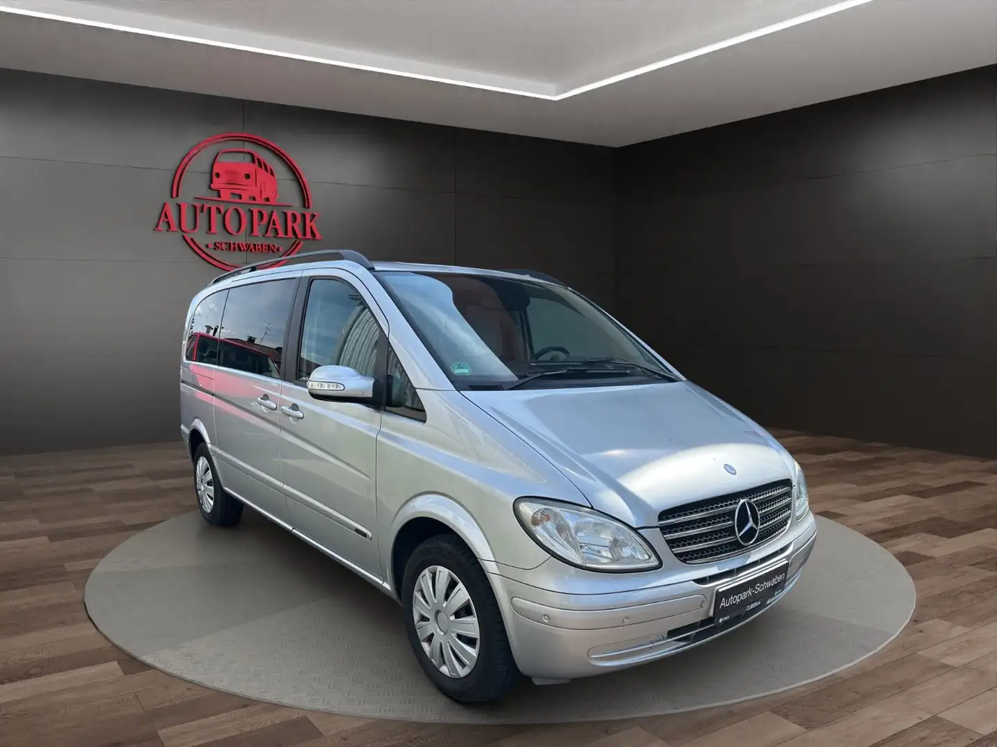 Mercedes-Benz Viano 2.2 CDI,7 Sitzer, Automatik,HU/AU+Insp Neu Серебристый - 1
