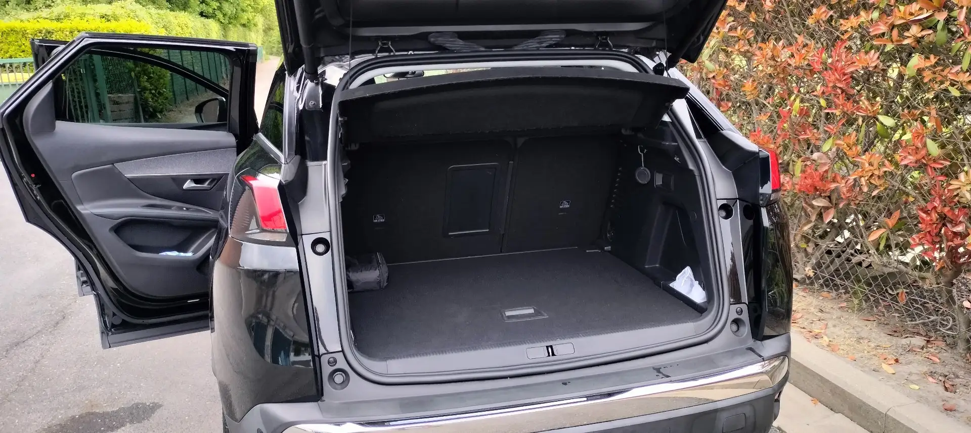 Peugeot 3008 PureTech 130 Stop & Start GPF Crossway - 2